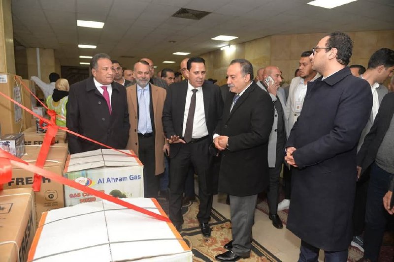 محافظ أسيوط وحزب الشعب الجمهوري يحتفلان بتجهيز 50 عروسًا وعريسًا