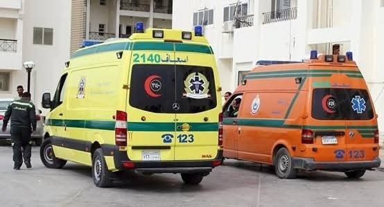 انقلاب سيارة على الصحراوي الشرقي بأسيوط يصيب 10 أشخاص من قريتي قصر حيدر وقلانش