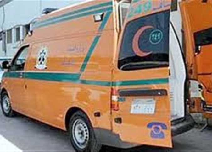 سقوط عامل أثناء تركيب مصباح مأذنة بالأسكندرية