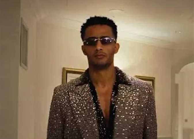 محمد رمضان يطالب بوضع صورته على بوسترات المسلسلات