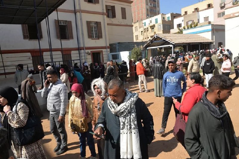 استجابة لشكاوى الطلاب وأولياء الأمور: محافظ أسيوط يقرر زيادة منافذ تظلمات الشهادة الإعدادية