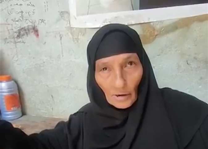 مفاجآت واستدعاءات مرتقبة.. والدة إبراهيم شيكا: «أرملته تُخفي مفاتيح المقابر وعايزة حق ابني»