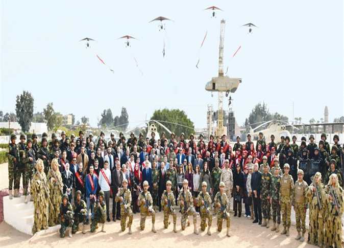 قائد قوات المظلات يؤكد أن أفراد قوته يتمتعون بأعلى مستويات الجاهزية والاستعداد.