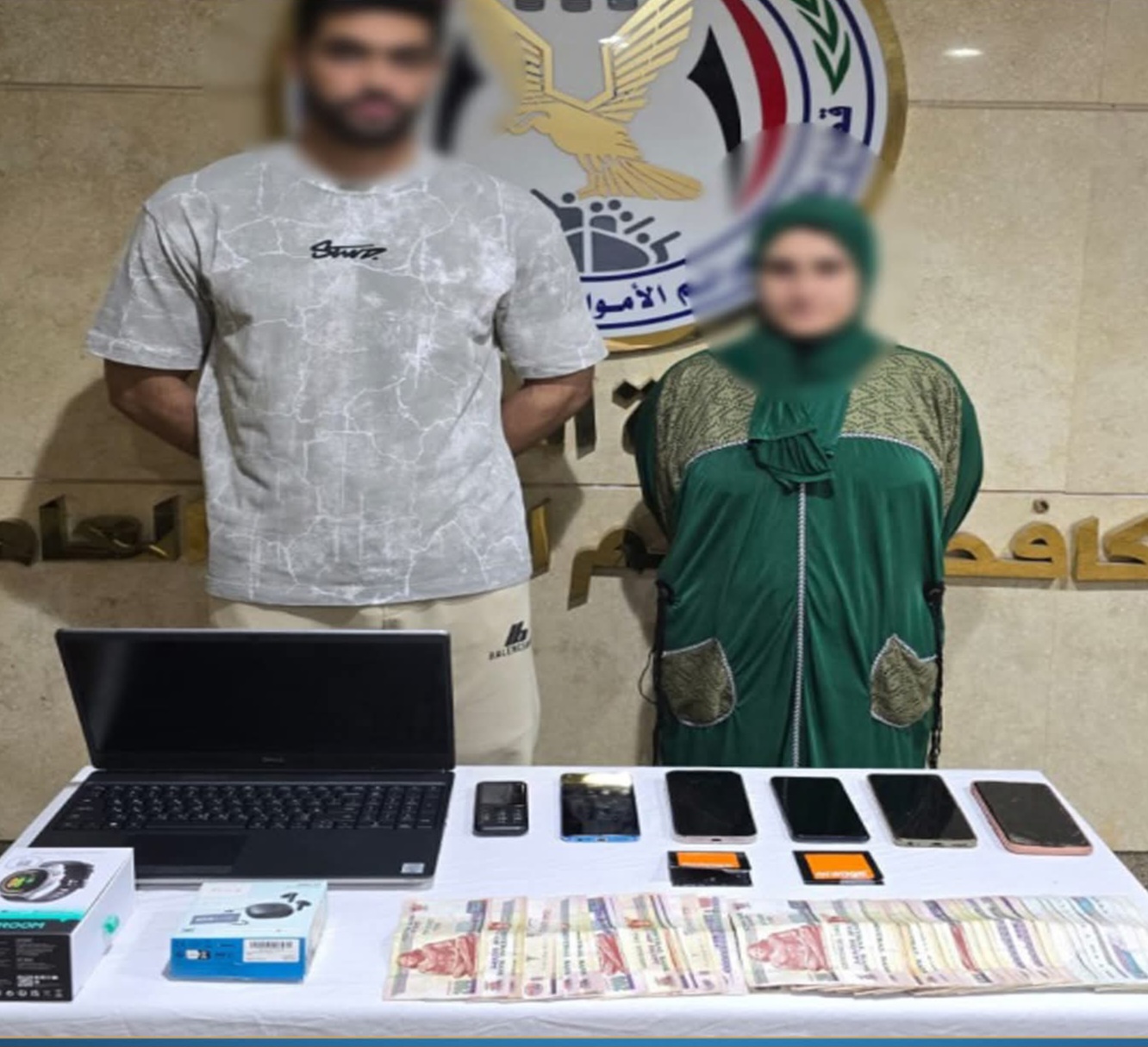 ضبط صراف وزوجته لاختلاسهما أموال شركة وتحويلها إلى محافظ إلكترونية خاصة