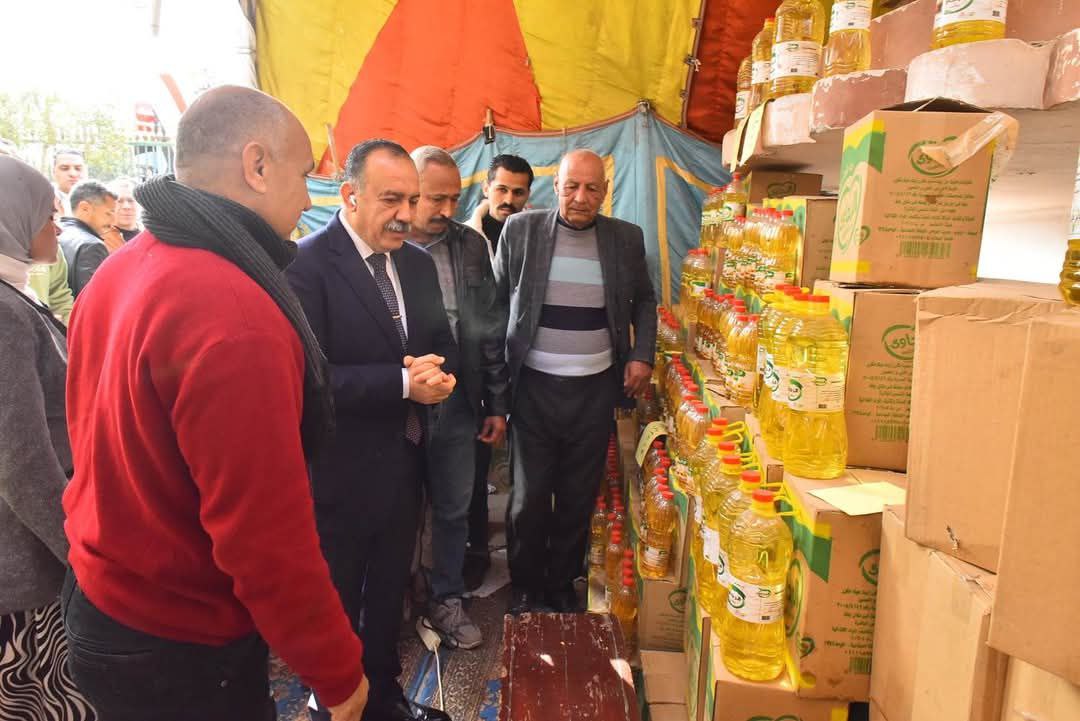 محافظ أسيوط يفتتح معرض 