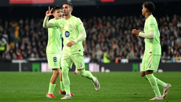 هاتريك توريس منح برشلونة انتصارًا كبيرًا على فالنسيا بنتيجة 5-0 في بطولة الكأس