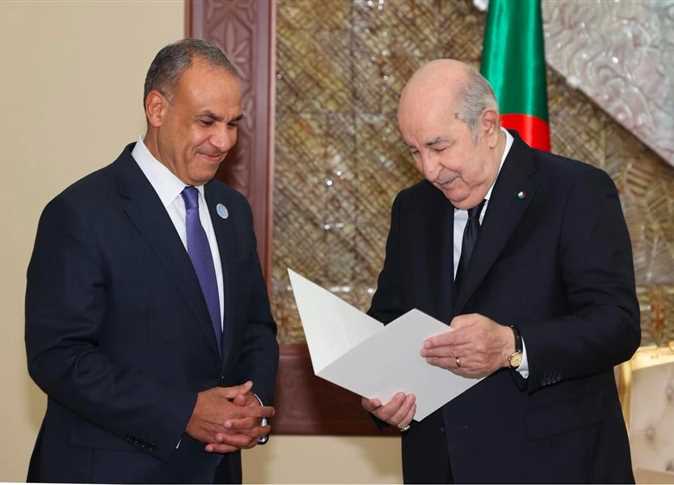 وزير الخارجية والهجرة يسلم رسالة خطية من السيد رئيس الجمهورية