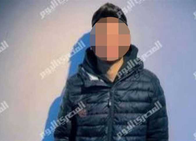 جزار ينهى حياة طالب في الشارع بـ الوراق