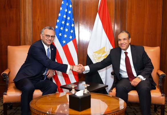 وزير الخارجية المصري يستقبل مستشار الرئيس الأمريكي لبحث التعاون الاستراتيجي والقضايا الإقليمية