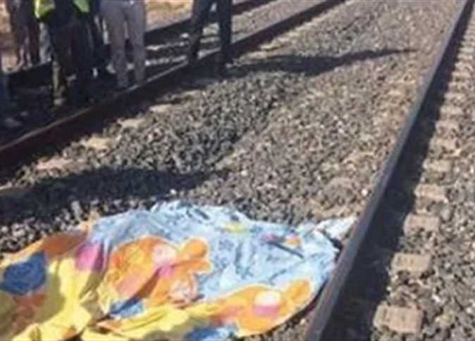 لقي مصرعه إثر سقوطه من أحد القطارات القادمة من الإسكندرية إلى القاهرة
