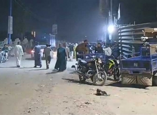 «الأهالي ينتظرون بالدموع».. القصة الكاملة لمأساة حادث محور ديروط 