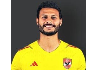 هل يرحل حارس العش؟ الشناوي بين الأهلي والشباب