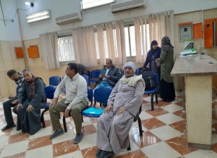 محافظ أسيوط يُشدد على تيسير إجراءات التصالح في مخالفات البناء ويؤكد متابعة سير العمل بالمراكز التكنولوجية