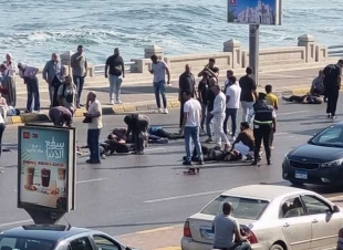 ارتفاع ضحايا حادث ميكروباص كورنيش الإسكندرية إلى قتيلين و7 مصابين