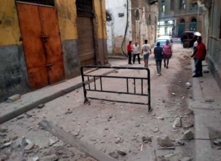 إصابة 3 أشخاص في انهيار أجزاء عقار قديم بالرمل شرق الإسكندرية